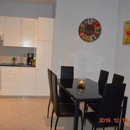 Luxury Apartment Пафос Екстер'єр фото